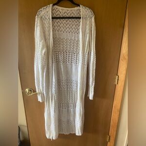 Cream and white shawl